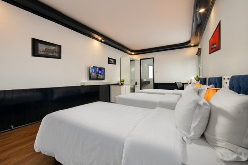 DELUXE TRIPLE ROOM